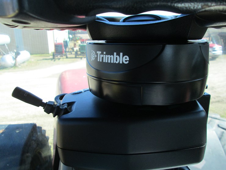 case-ih-magnum-305-image-38