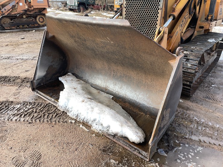 #13009-•-case-8500-crawler-loader-image-23