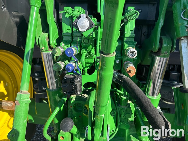 2024-john-deere-6130m-image-11