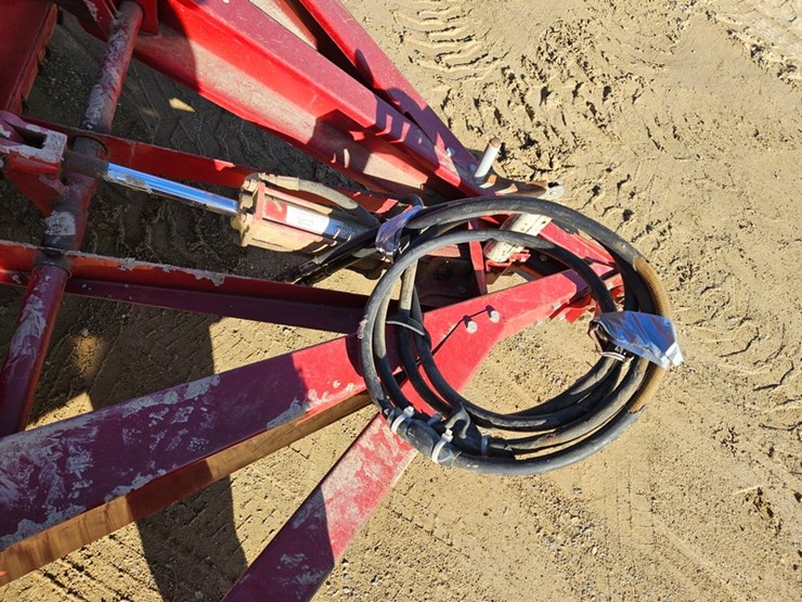 case-ih-5100-image-11