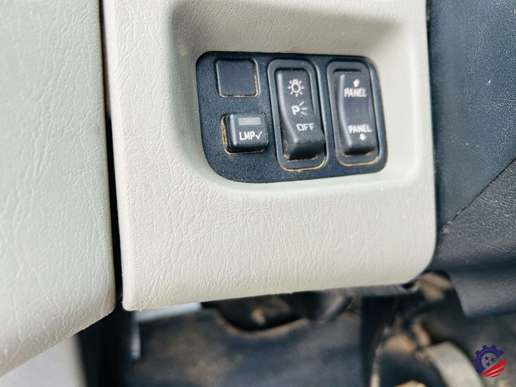 2012-international-durastar-4300-image-91