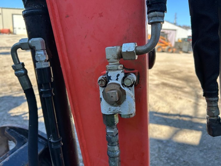 2020-kubota-kx033-4-image-11