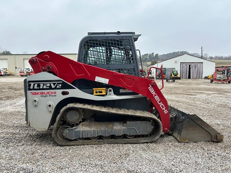 2022-takeuchi-tl12v2-image-5