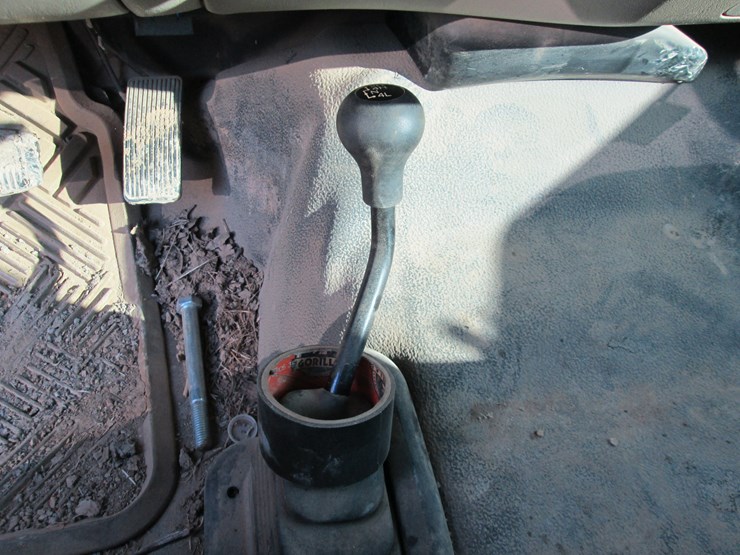 2005-ford-f350-image-34