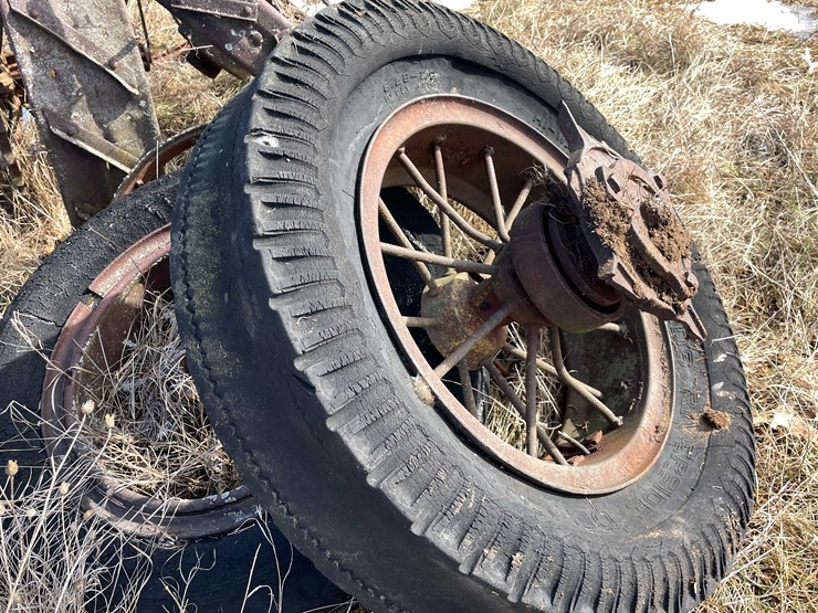 #13047-•-(4)-metal-wheel-rims-image-6