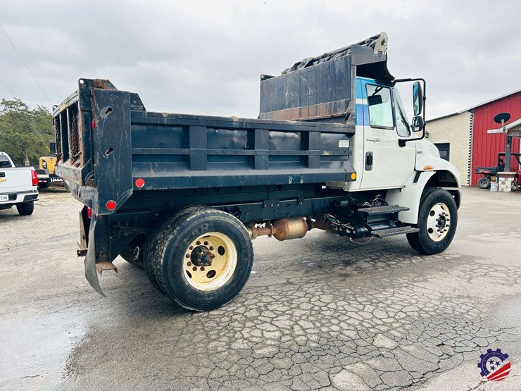 2012-international-durastar-4300-image-7