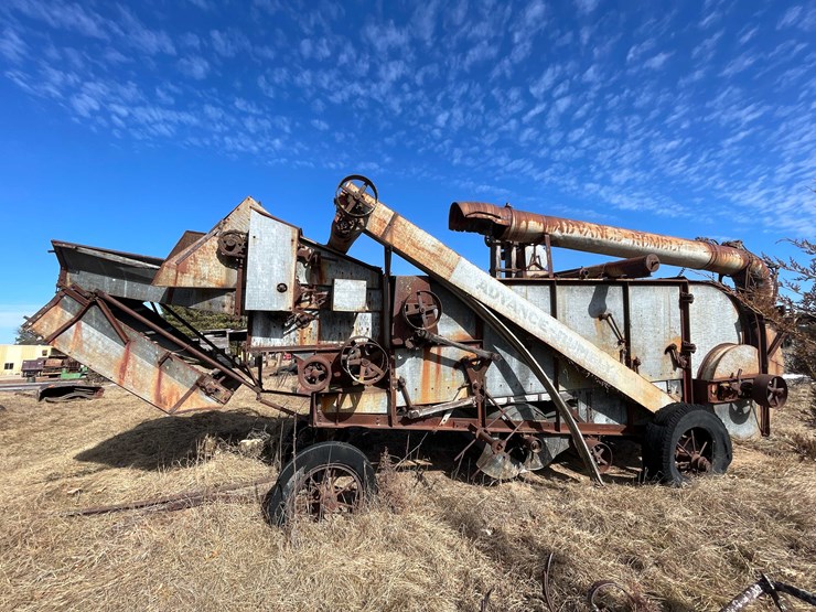 #13044-•-vintage-advance-rumely-image-3