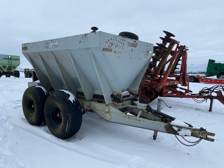 stoltzfus-lime-spreader-image-1