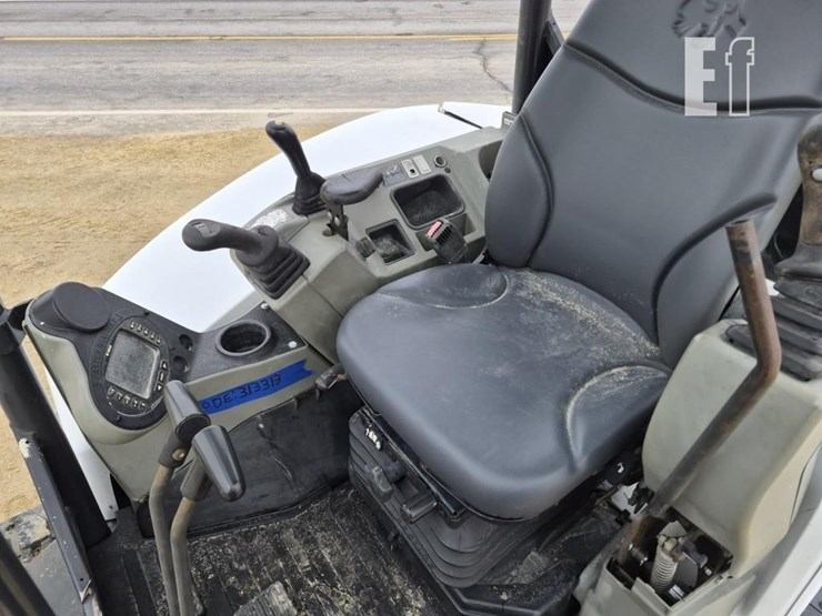 2015-bobcat-e42-image-13