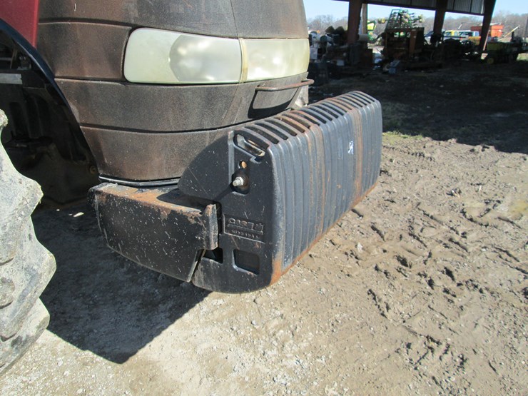 case-ih-magnum-305-image-21