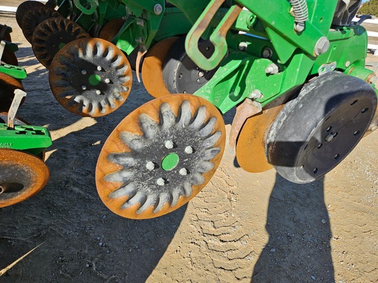 2017-john-deere-1795-image-51