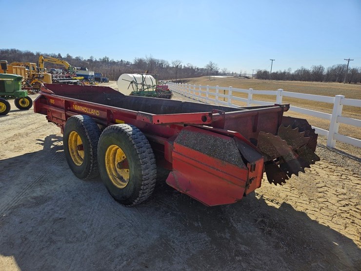 new-holland-185-image-3