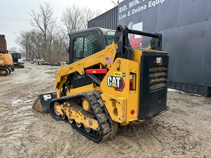 2020-caterpillar-259d3-image-2