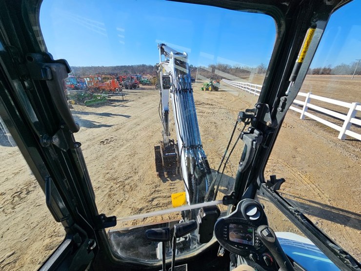 bobcat-e35i-image-37