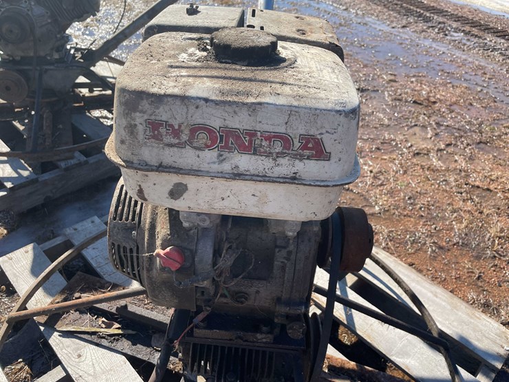 #13080-•-(2)-walk-behind-power-trowels-image-12