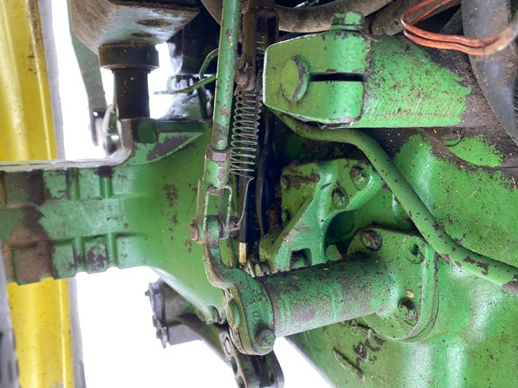 john-deere-4640-image-17