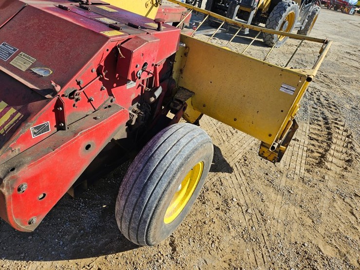 new-holland-892-image-19