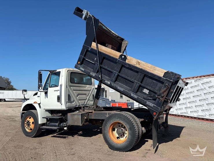 2014-international-durastar-4300-image-6