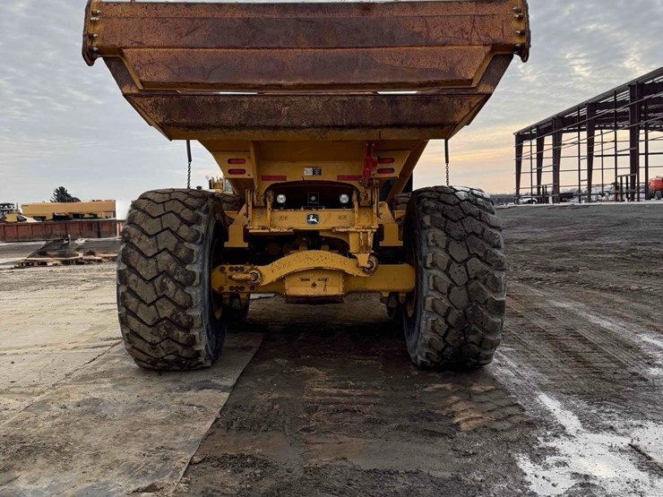 2014-deere-370e-image-4