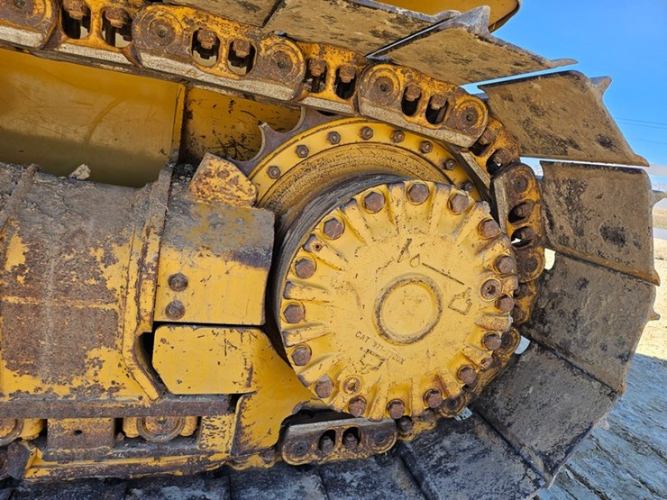 caterpillar-d5k-lgp-image-16