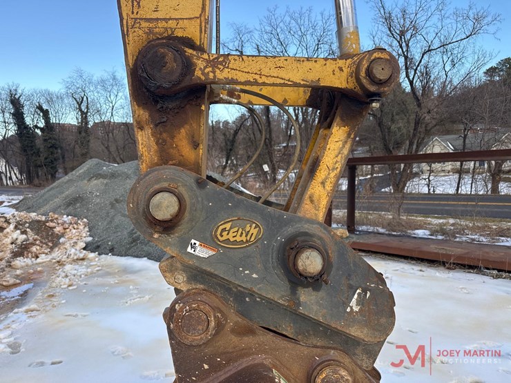 komatsu-pc200-lc-7l-image-13