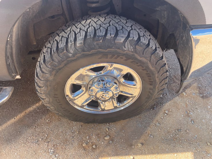 2022-dodge-2500-image-16