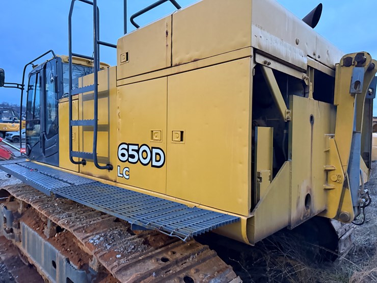 2006-deere-650d-lc-image-26