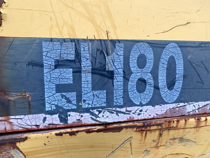 caterpillar-el180-image-30