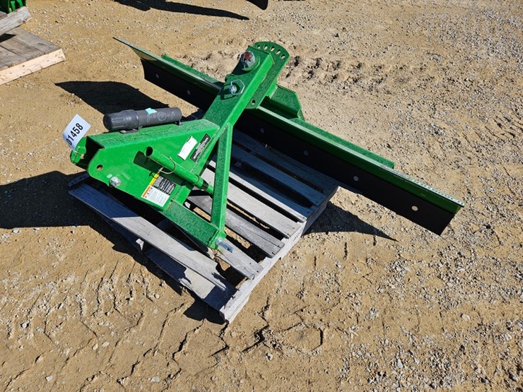 john-deere-7-image-1