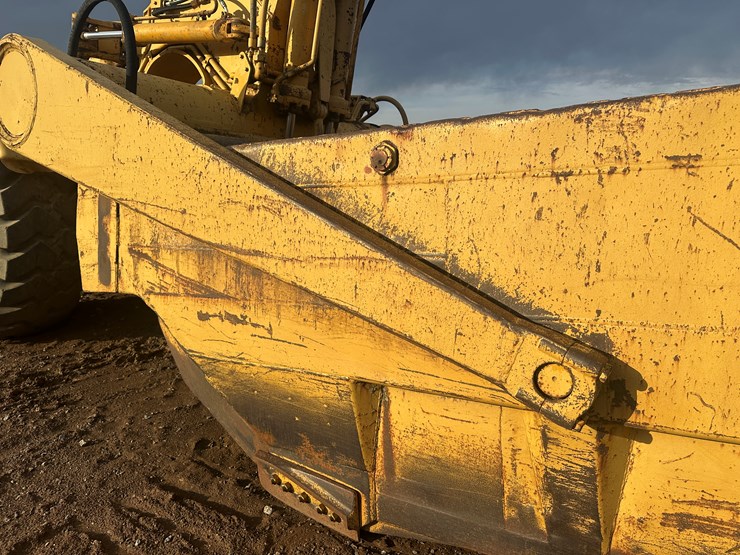 caterpillar-621b-image-54