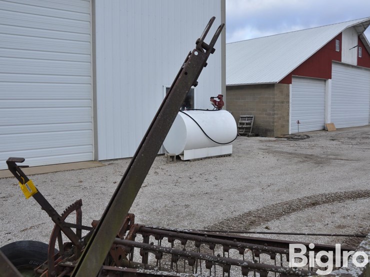 david-bradley-4-bar-basket-rake-image-9