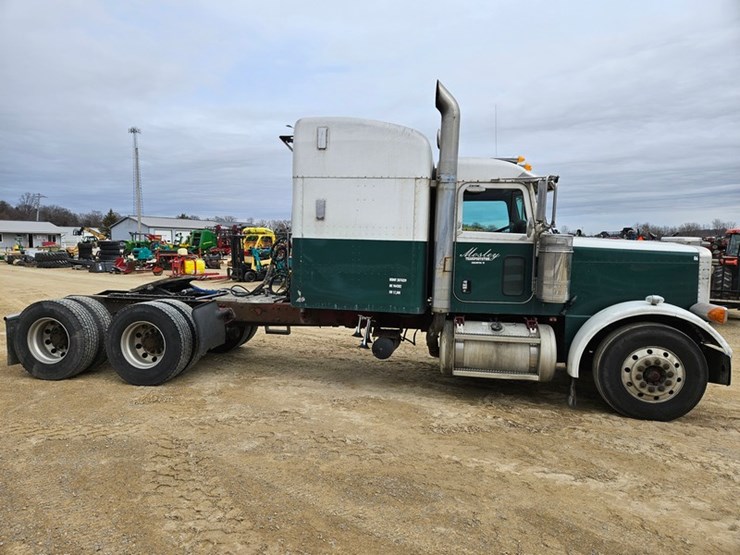 2006-peterbilt-379-image-6