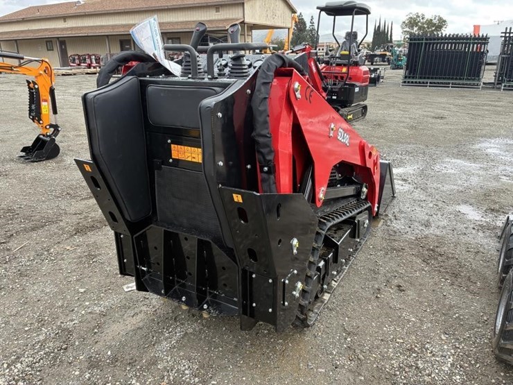 2025-sdlool-fv-skid-steer-loader-image-3