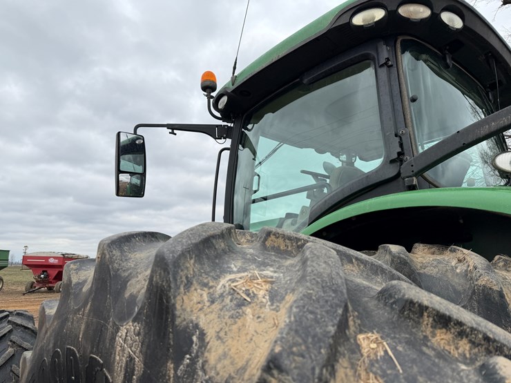 2017-john-deere-8270r-image-28