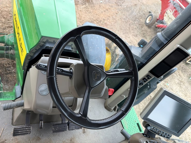 2022-john-deere-8r-280-image-63