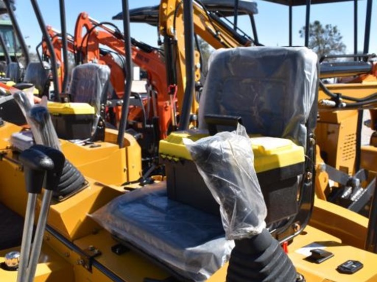 ats-rt15r-mini-excavator-(serial-#-25121627)-image-7