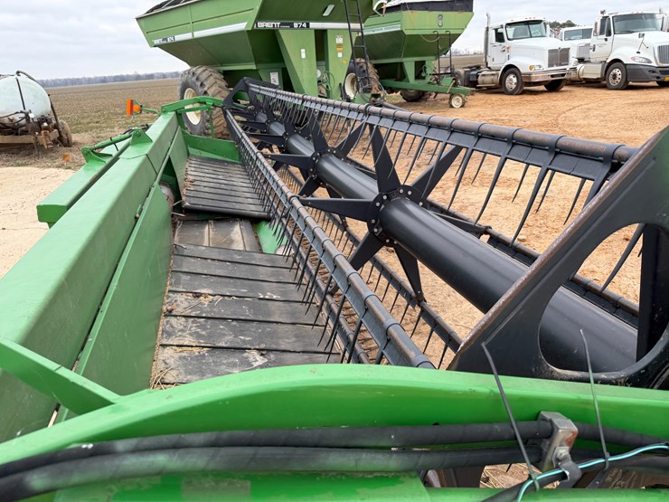 2004-john-deere-925d-image-43