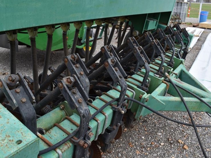 10'-great-plains-no-till-drill-image-14