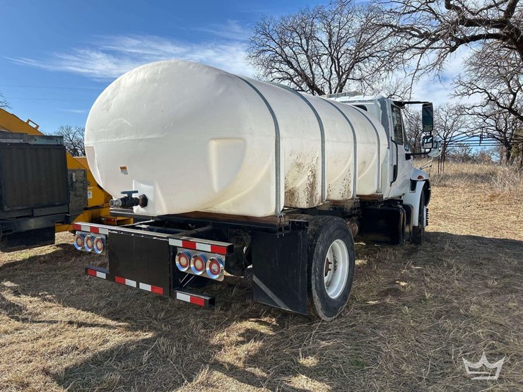 2010-international-durastar-4300-image-3