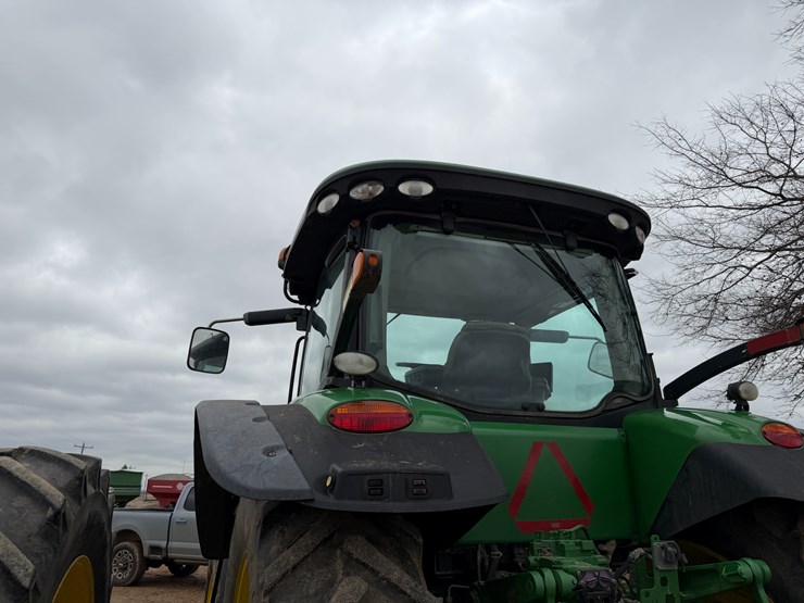 #38653-•-2017-john-deere-8270r-mfwd-tractor-image-25