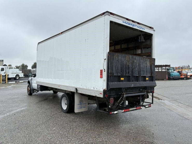 2010-ford-f550-image-4