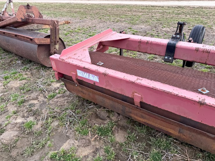 #38713-•-w&a-1726-8-row-38"-bedder-roller-image-23