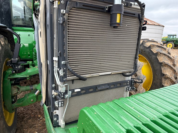 2022-john-deere-8r-280-image-56