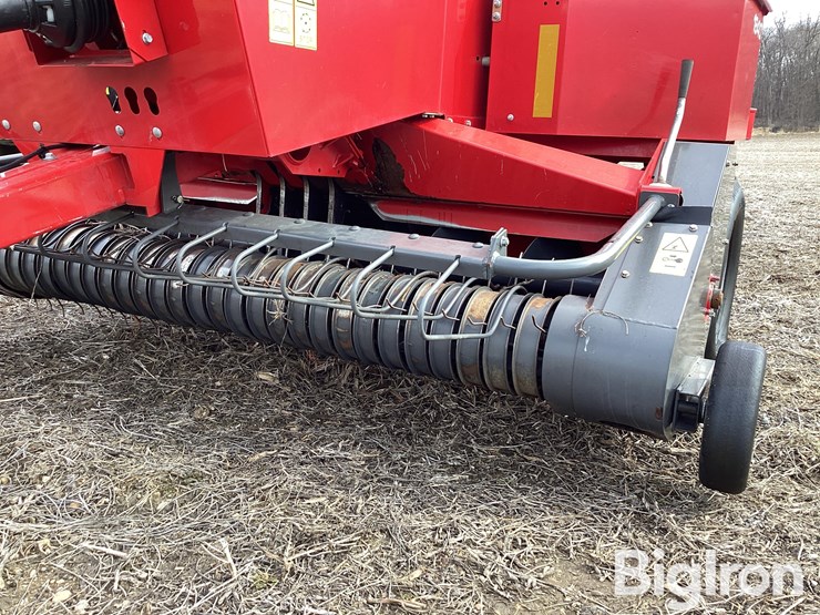 2016-massey-ferguson-1840-image-9