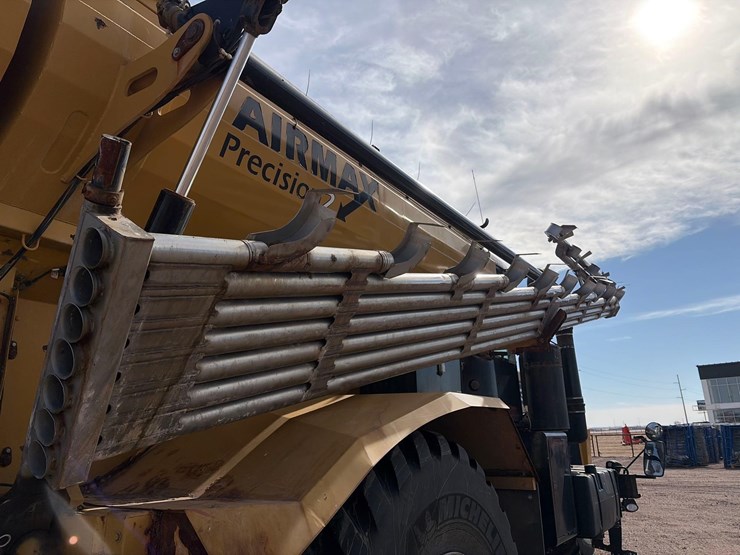 2016-agco-terragator-9300-image-14