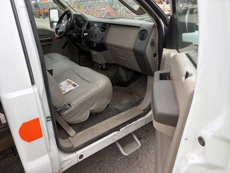 2008-ford-f450-image-10