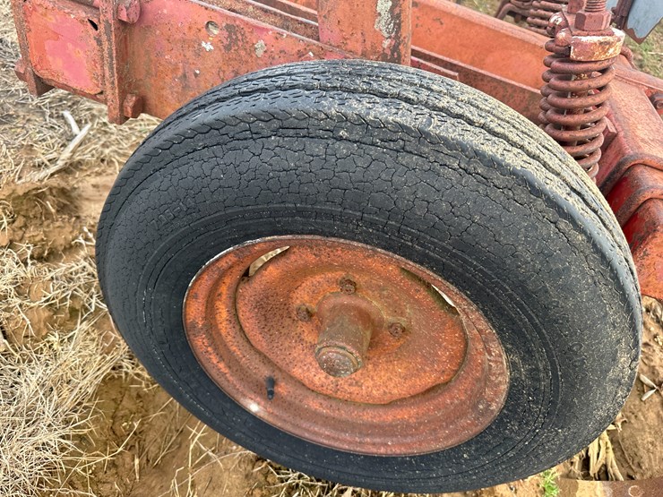 #38726-•-14'-chisel-plow-image-7