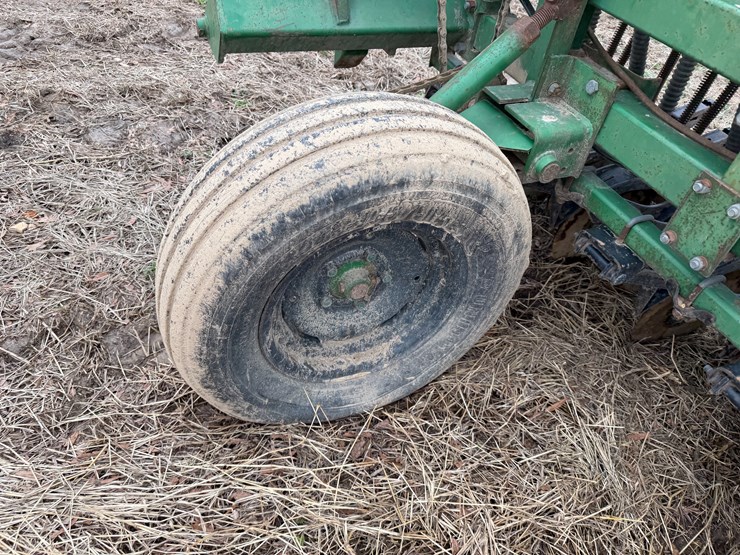 #38669-•-great-plains-spd20-20'-grain-drill-image-8