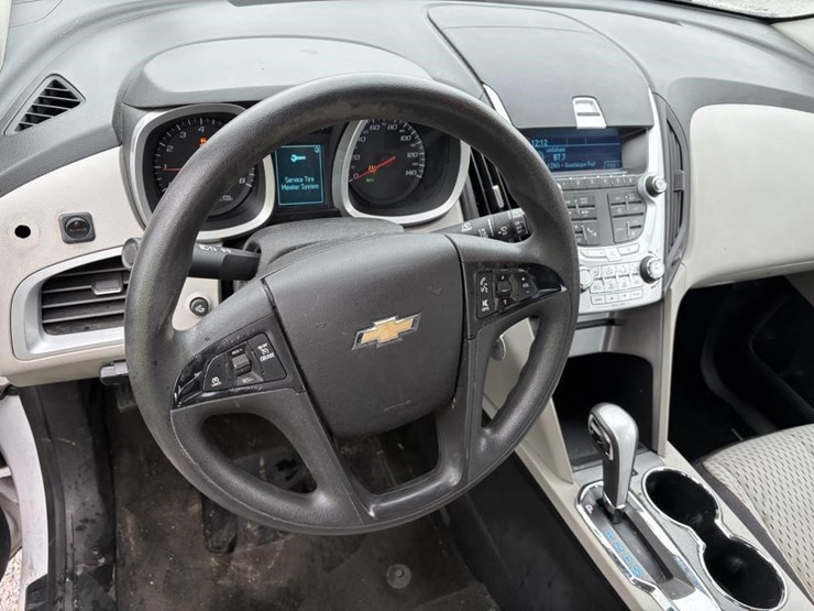 2014-chevrolet-equinox-image-13