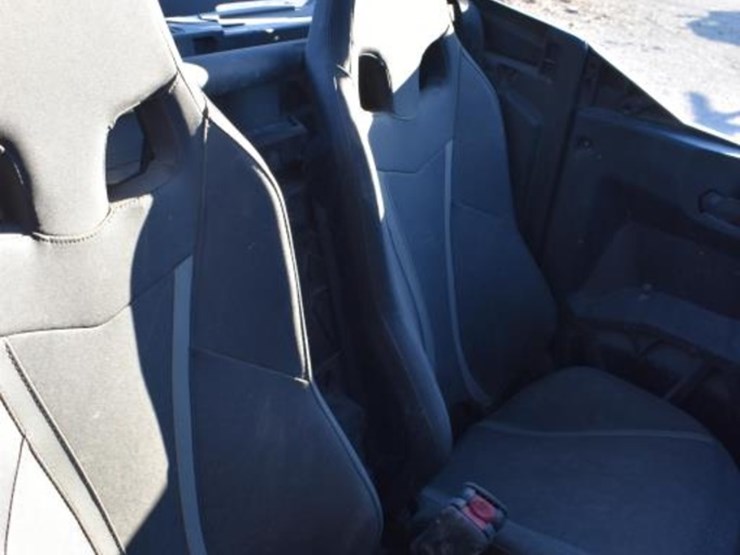 polaris-700-commander-(vin-#-8006hrd00)-(showing-appx-150-hours,-up-to-the-image-8